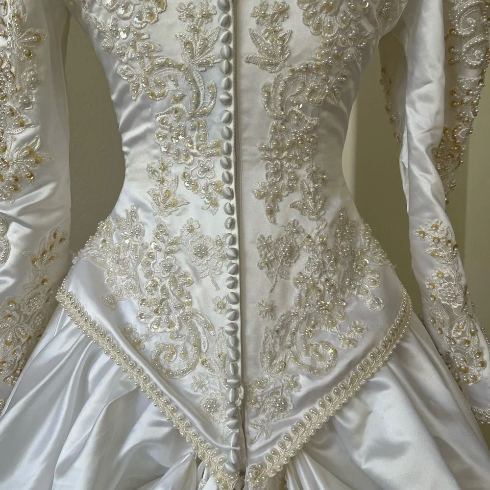 Vintage 1980s Pearl Beaded Wedding Gown | Basque Waist | Cathedral Train - Picture 4 of 16